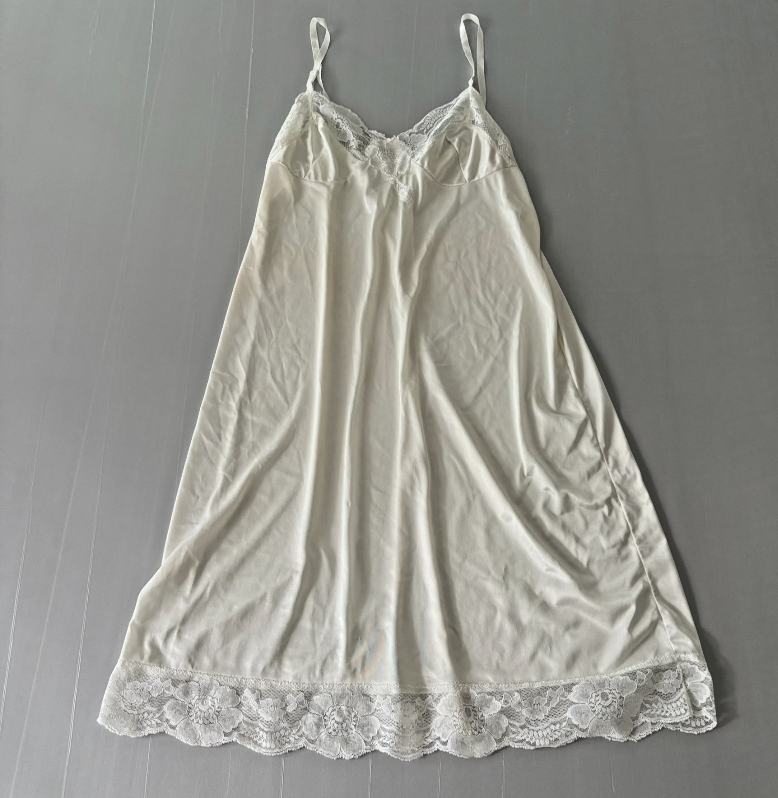 Kayser Lace Trim Full Slip White Vintage Lingerie Nightgown Made in USA sz M