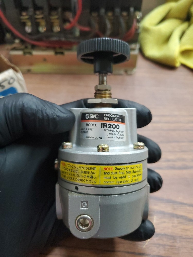 SMC PRECISION REGULATOR IR200 (TA42MS)