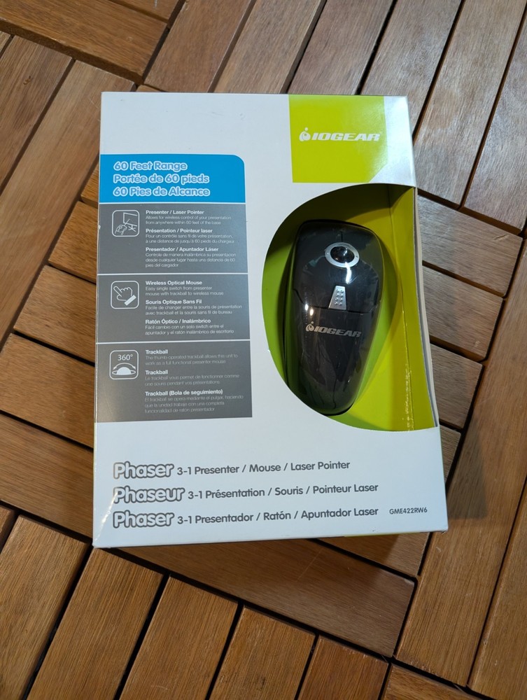 Iogear 3 In 1 Phaser Presenter / Mouse / Laser Pointer