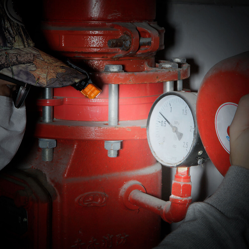 EverBrite 2-Pack Rechargeable Hat Light, IPX4 Waterproof Clip w/Memory Function