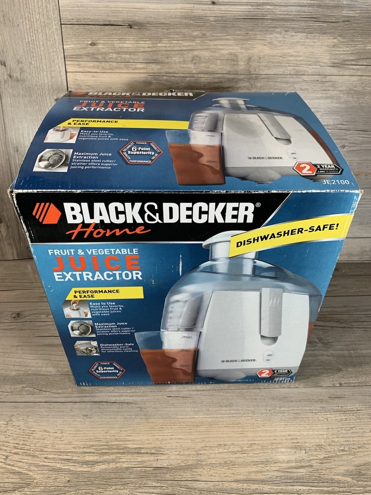 Black & Decker Home Fruit & Vegetable Juice Extractor JE2100 - Open Box