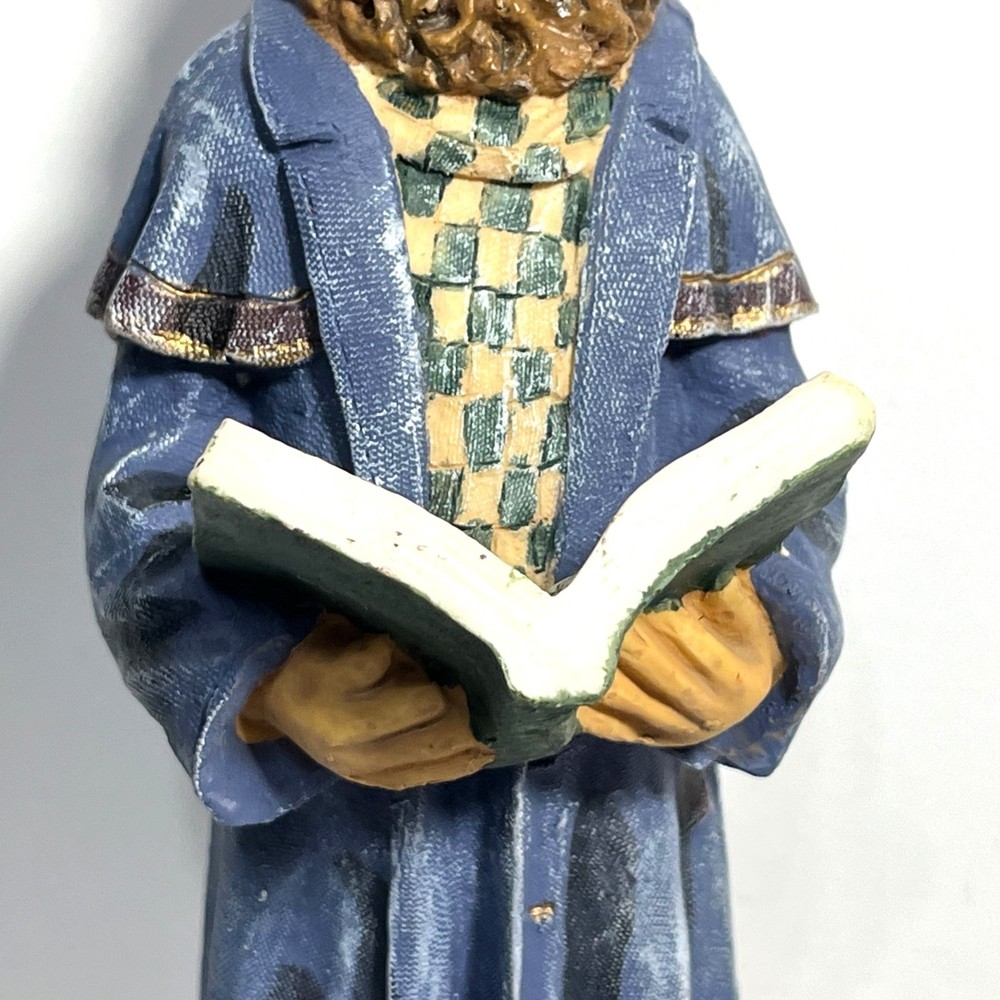 Christmas Caroler Man with Beard Windsor Collection