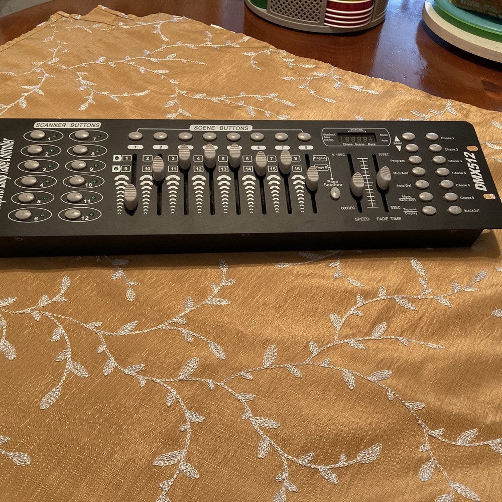 192 Channel DMX512 Controller Professional Lighting Console