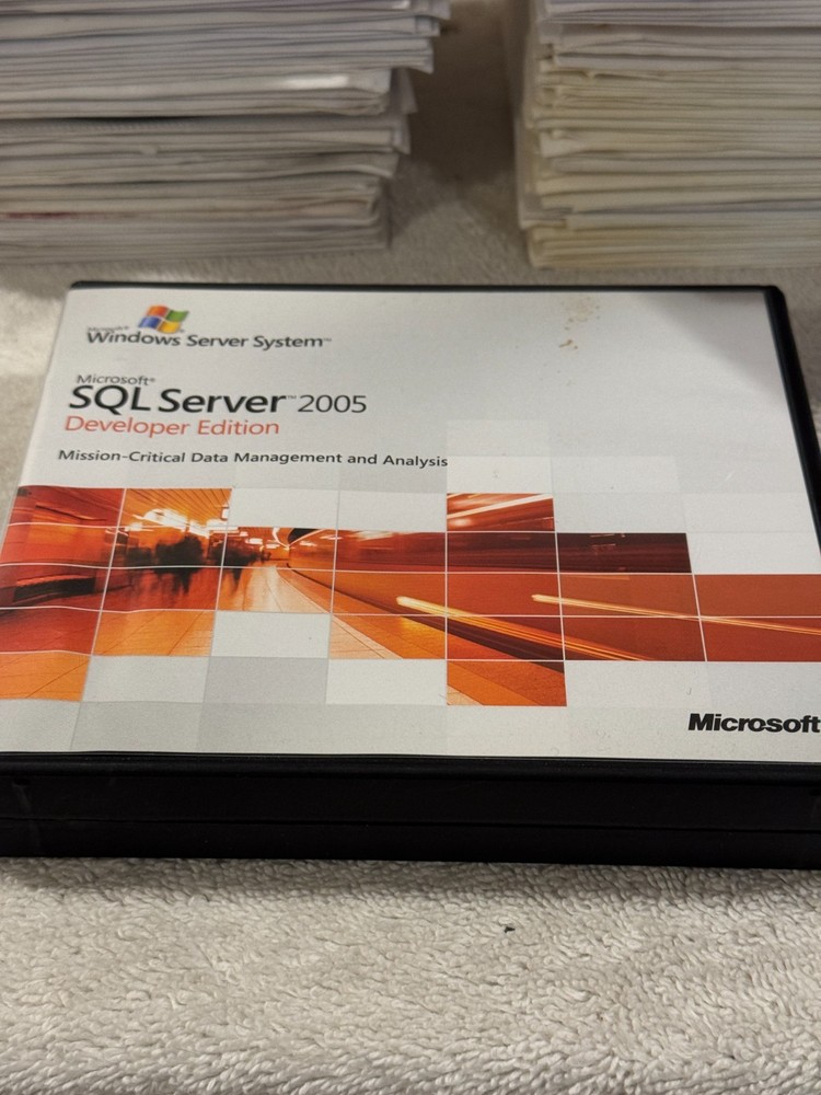 Microsoft SQL Server 2005 Standard RETAIL - VERY GOOD CONDITION!!!