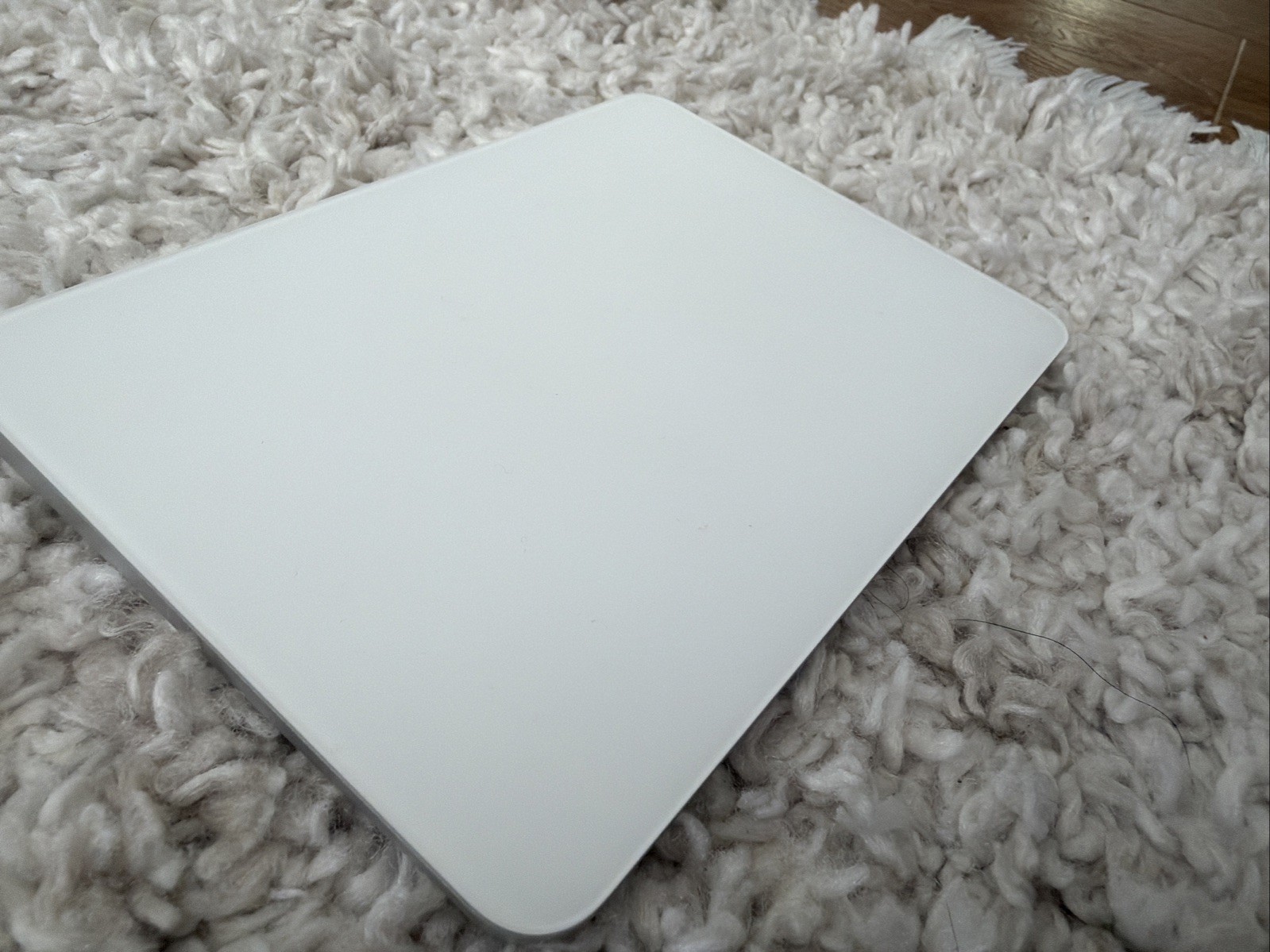 Apple MAGIC BUNDLE (Keyboard + Trackpad 2 + Mouse 2) in Great Condition