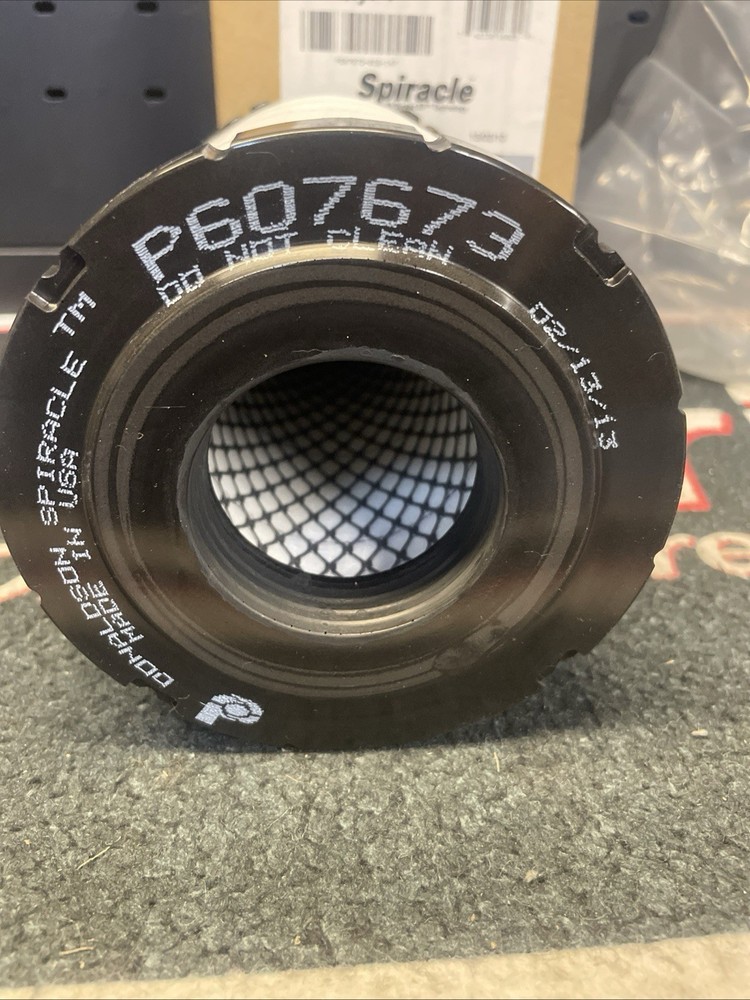 Donaldson P607673 Crankcase Ventilation Filter Spiracle