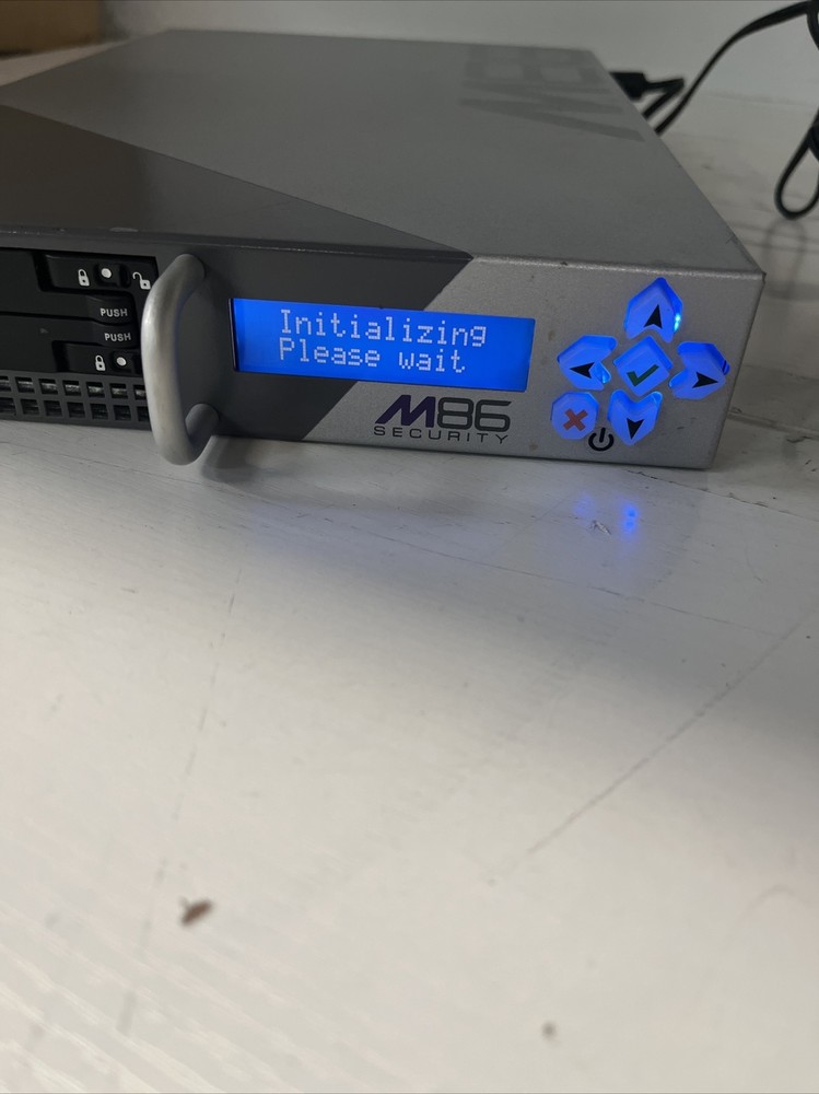 M86 Security Firewall Appliance 300-001-001 Untested