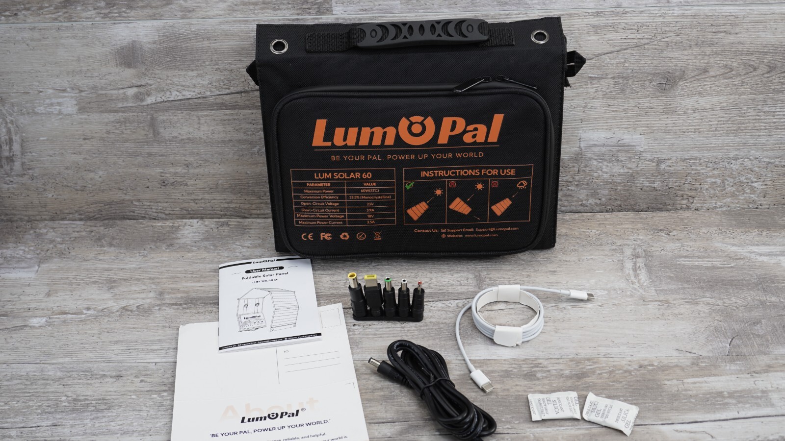 Portable Solar Panel, Foldable Solar Panels Folding Solar Charger with 60W