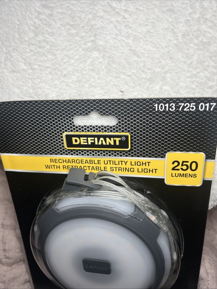 Defiant 250 Lumens Rechargeable Utility With Retractable String Light NEW