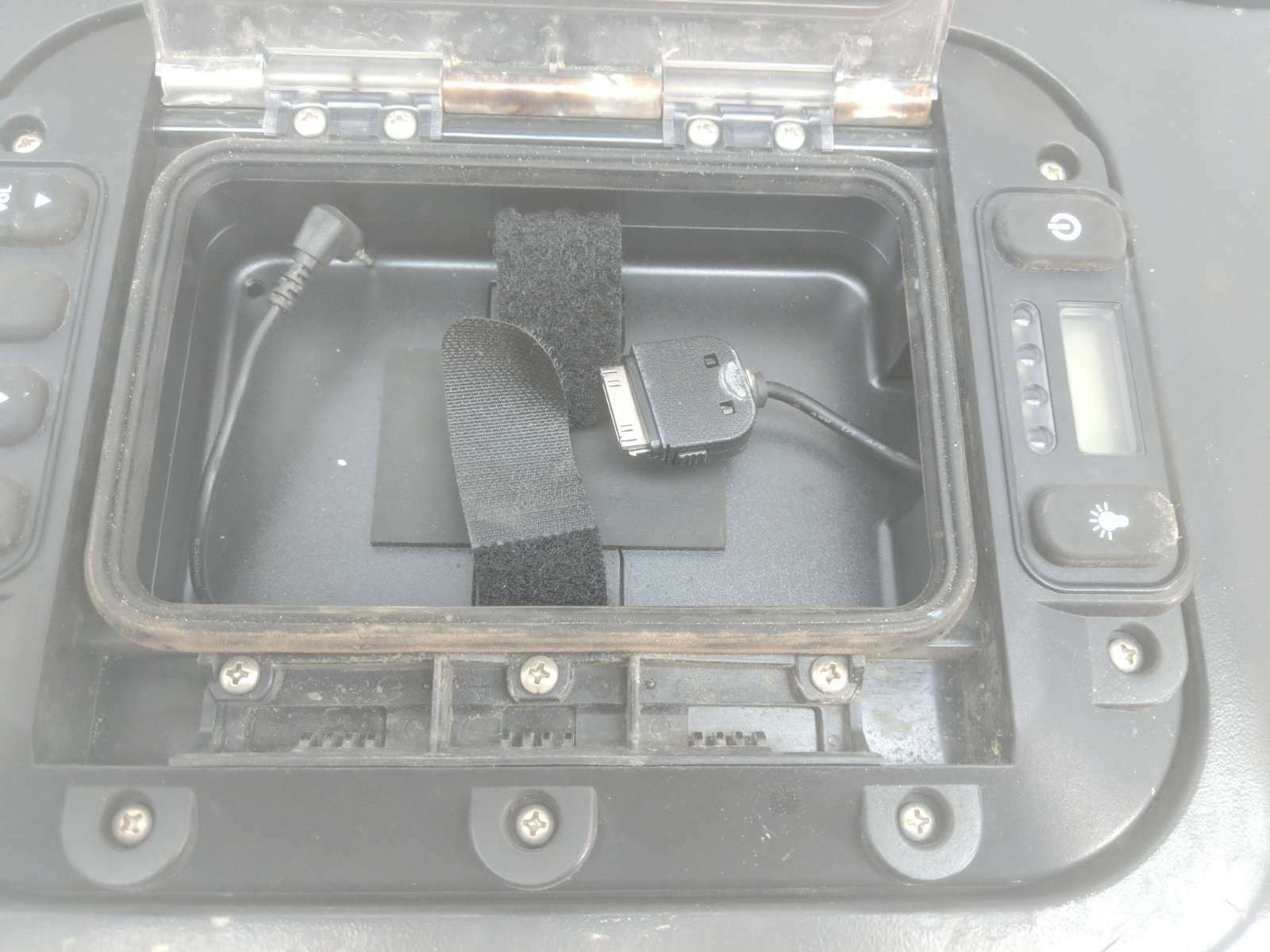 12 Polaris RZR 4 900 XP EPS Aftermarket SSV Works Overhead Speaker System