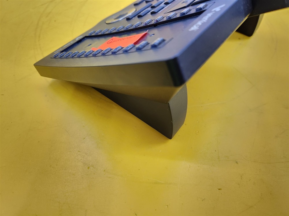 ⭐️⭐️⭐️⭐️⭐UNTESTED Vertical VW-E700-24B Edge 24 Button Speaker Display Phone Base