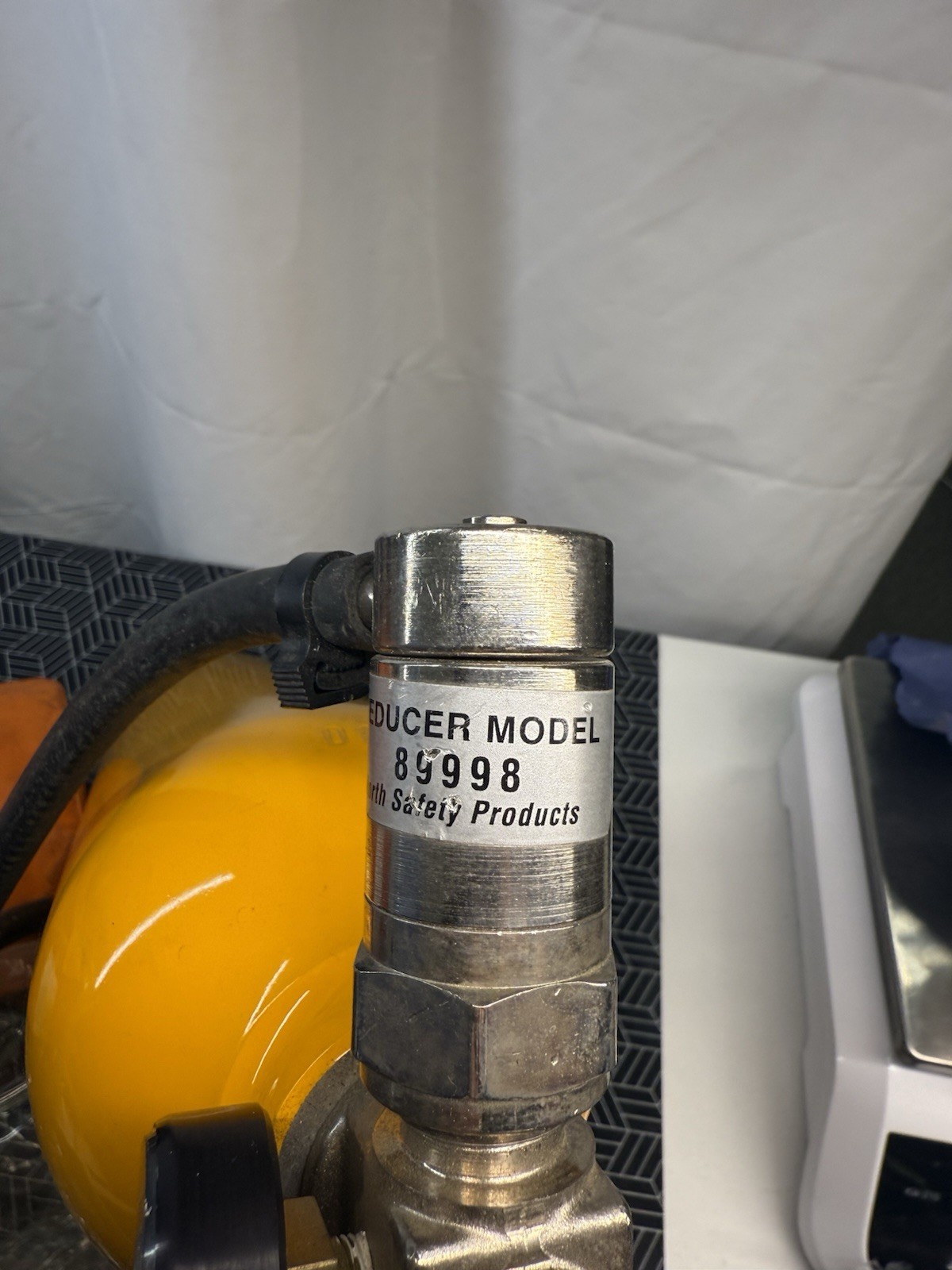 North Model 850 Respirator Emergency Escape Breathing Apparatus