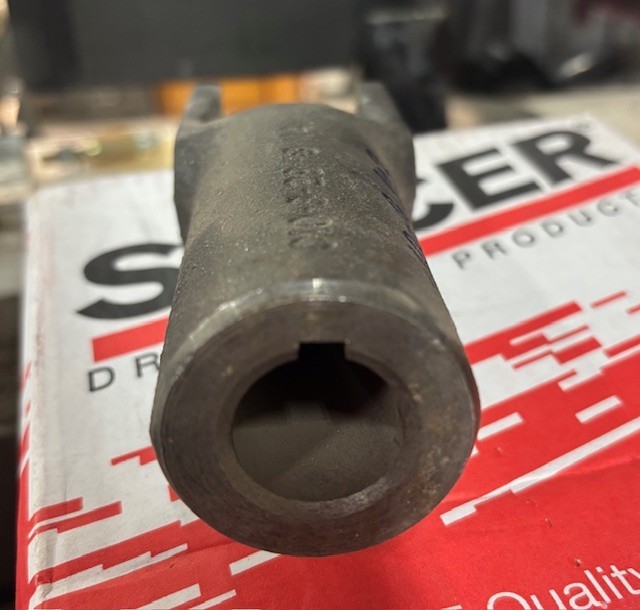 SPICER 10-3-203X YOKE SLEEVE