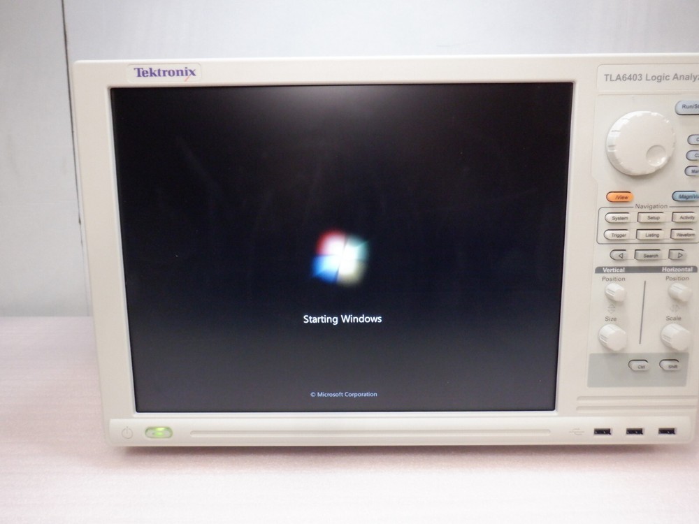 TEKTRONIX TLA6403 102 CHANNEL LOGIC ANALYZER