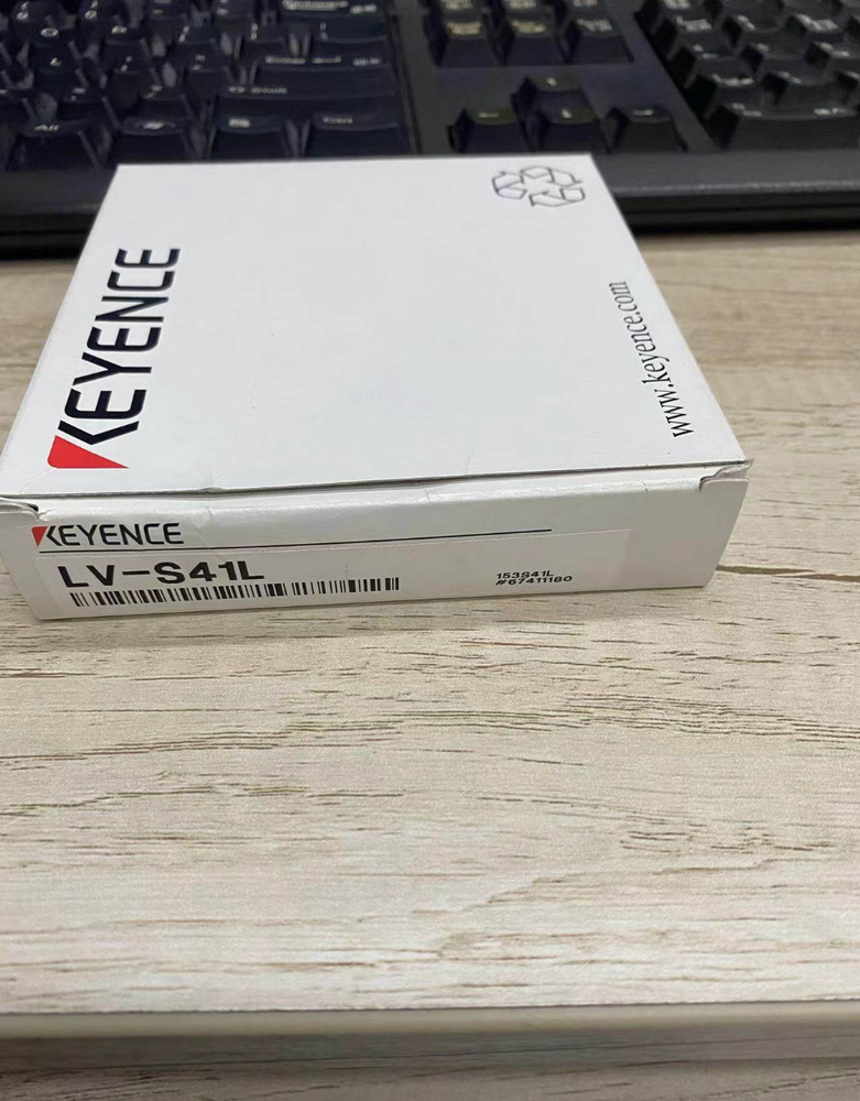 1PC New Keyence LV-S41L Sensor In Box