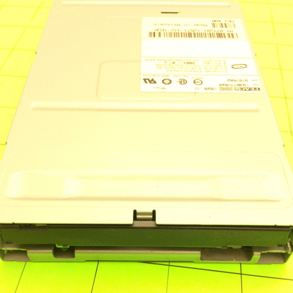 Desktop Computer Teac FD-235HG 193077C628 Floppy Disk Drive