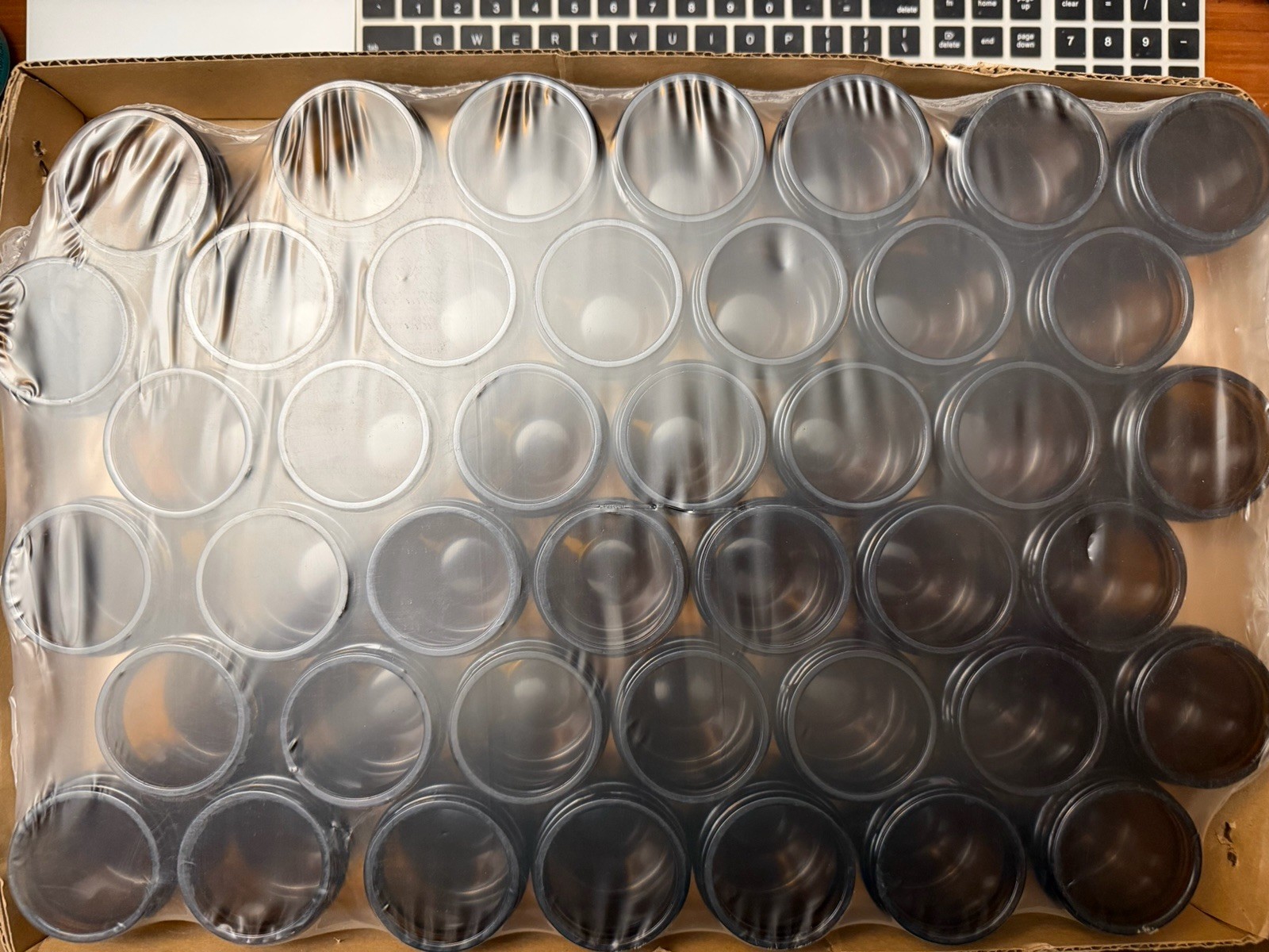 (BRAND NEW) 120 Bulk 2oz Amber Glass Cosmetic / Candle Jars with Black Lids