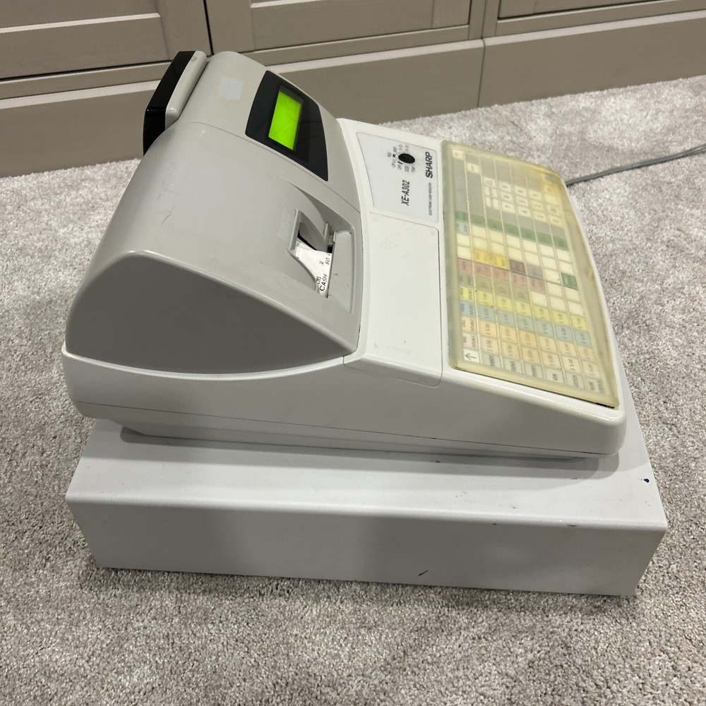 Sharp XE-A302 Electronic Cash Register & No Key