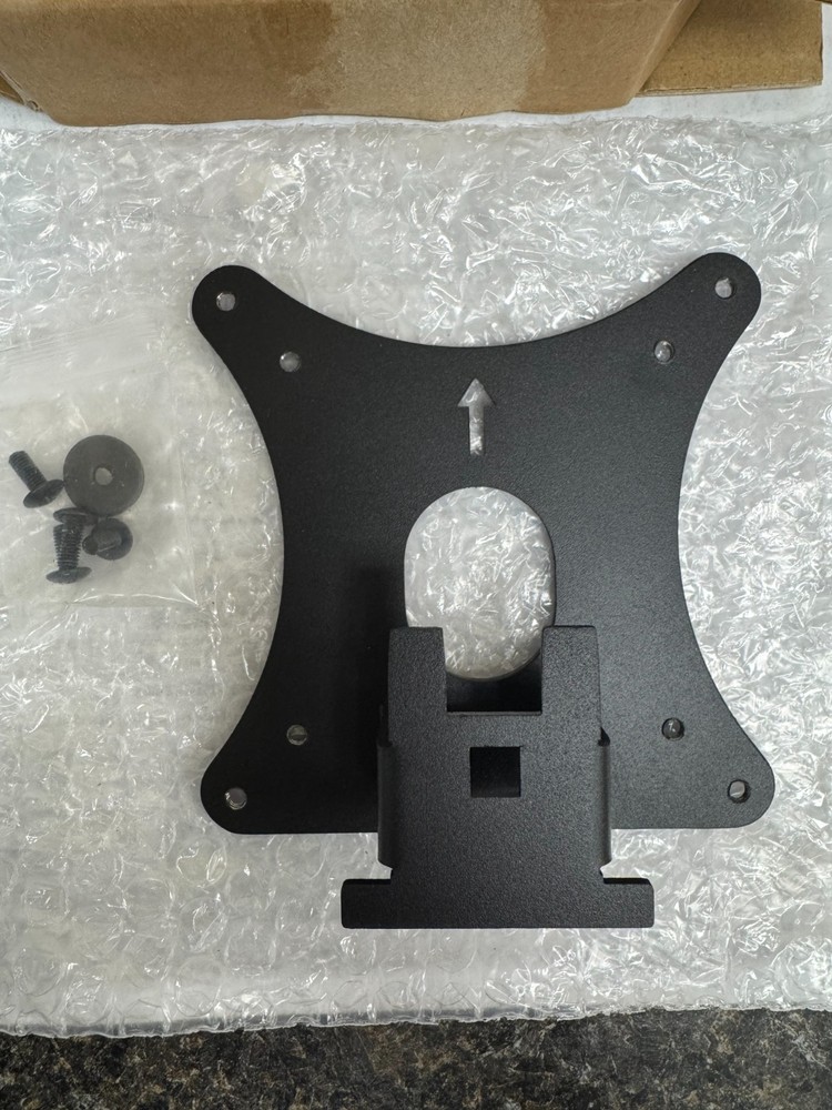 Yunquehe 27M VESA Mount Adapter Wall Mount Bracket