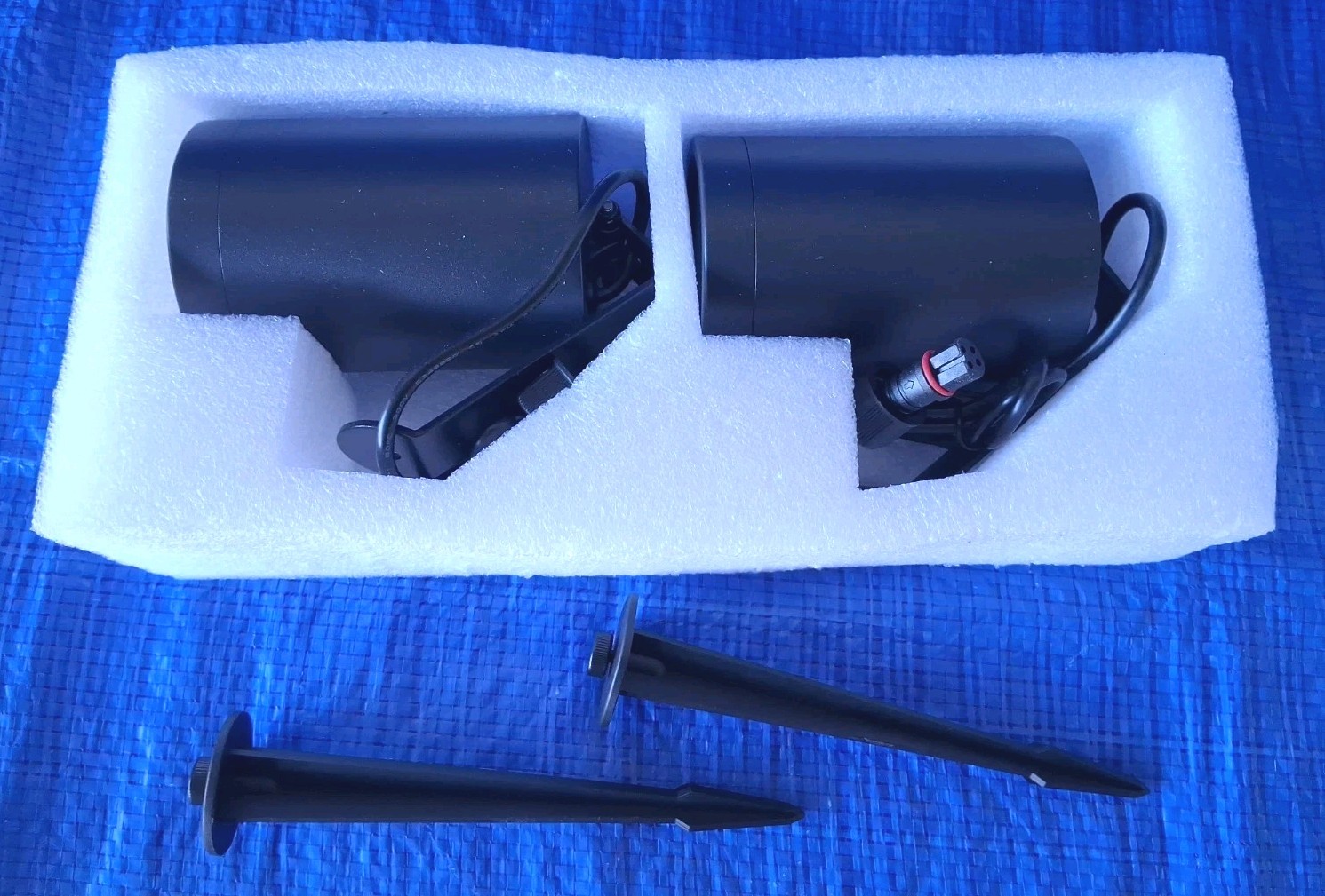 GOVEE RGBIC SPOTLIGHTS H7066 - 2 Pack Replacements w/ Spikes - (OOP) - NEW