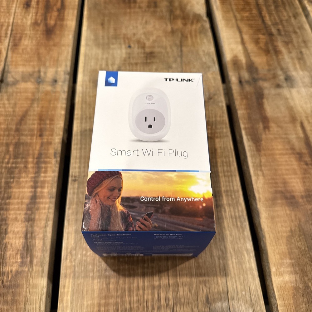 TP-Link Smart WiFi Plug Version HS100(US) 1.1