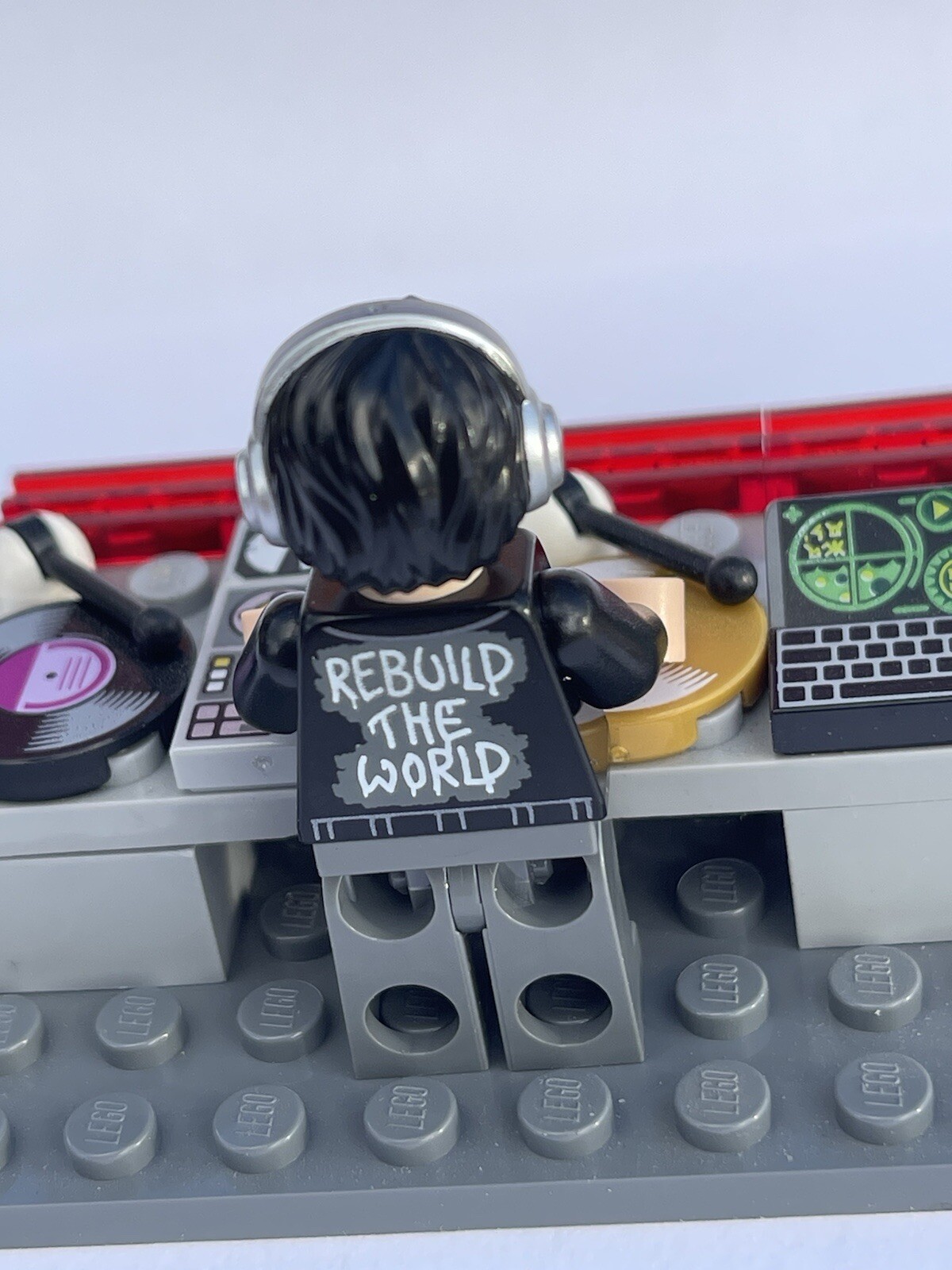 LEGO Dj w Turntables Lighting Bar Cake Topper Pop Star Custom Made Read Descript