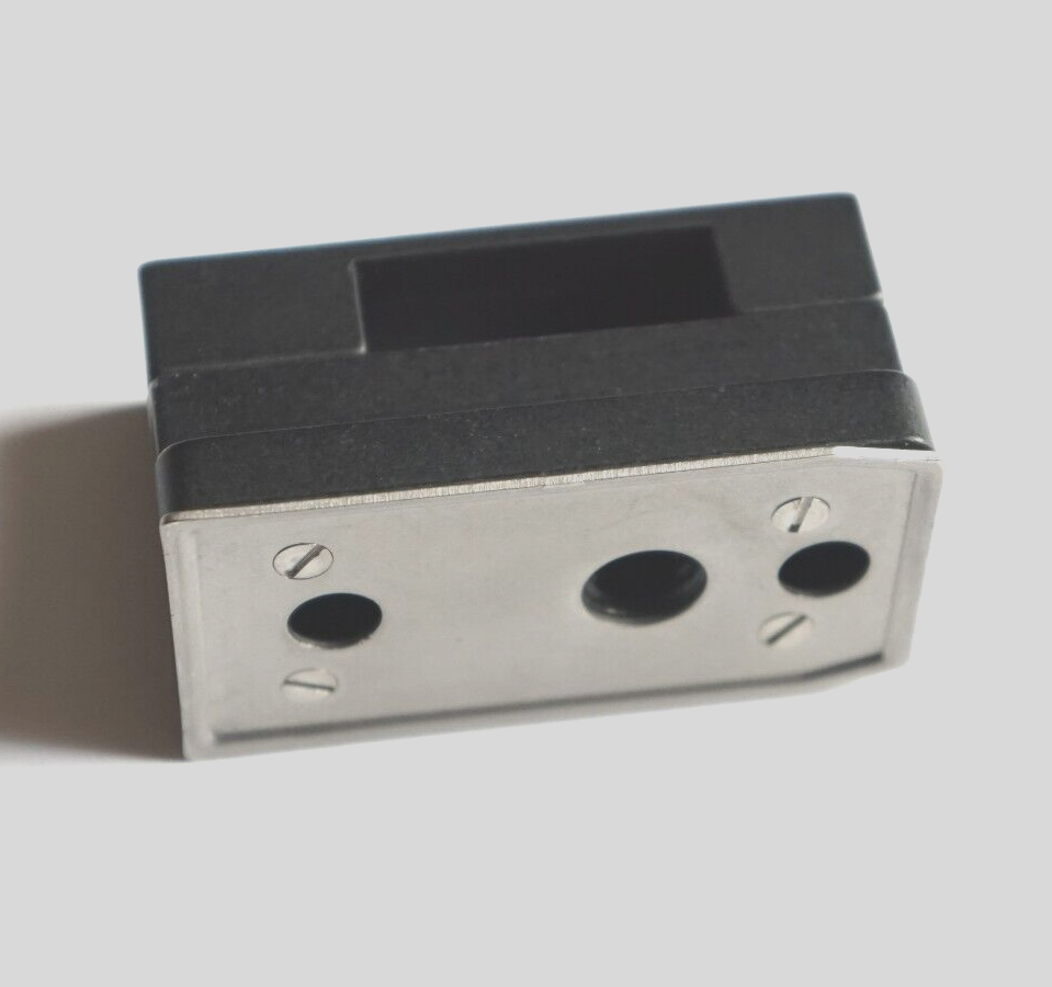 HASSELBLAD PRO SYSTEM QUICK RELEASE ADAPTER FOR FLASH GUN 45071