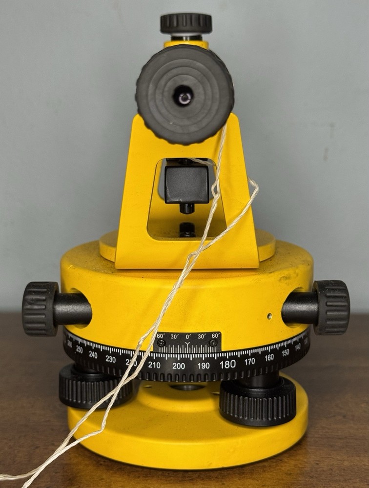 Northwest Instruments NWI Siteline Builders Level NSL100B With Case