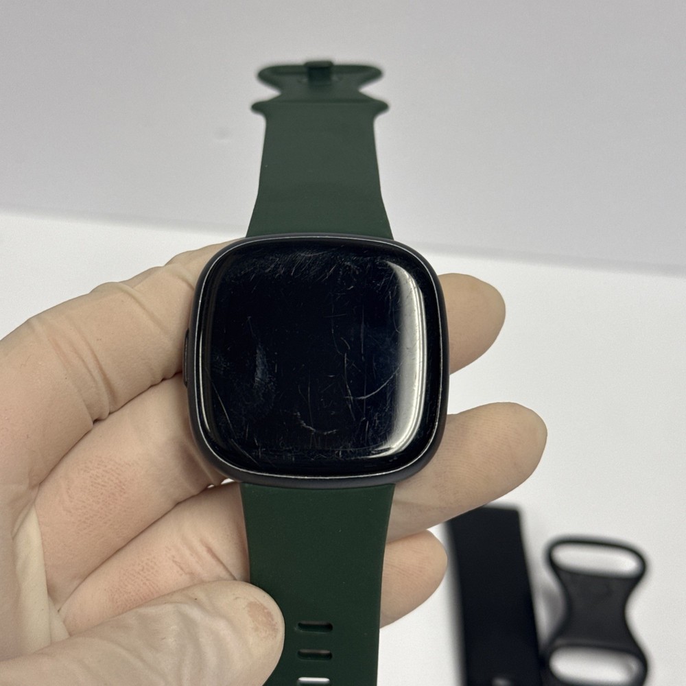 Fitbit Versa 4 Fitness Smartwatch -
