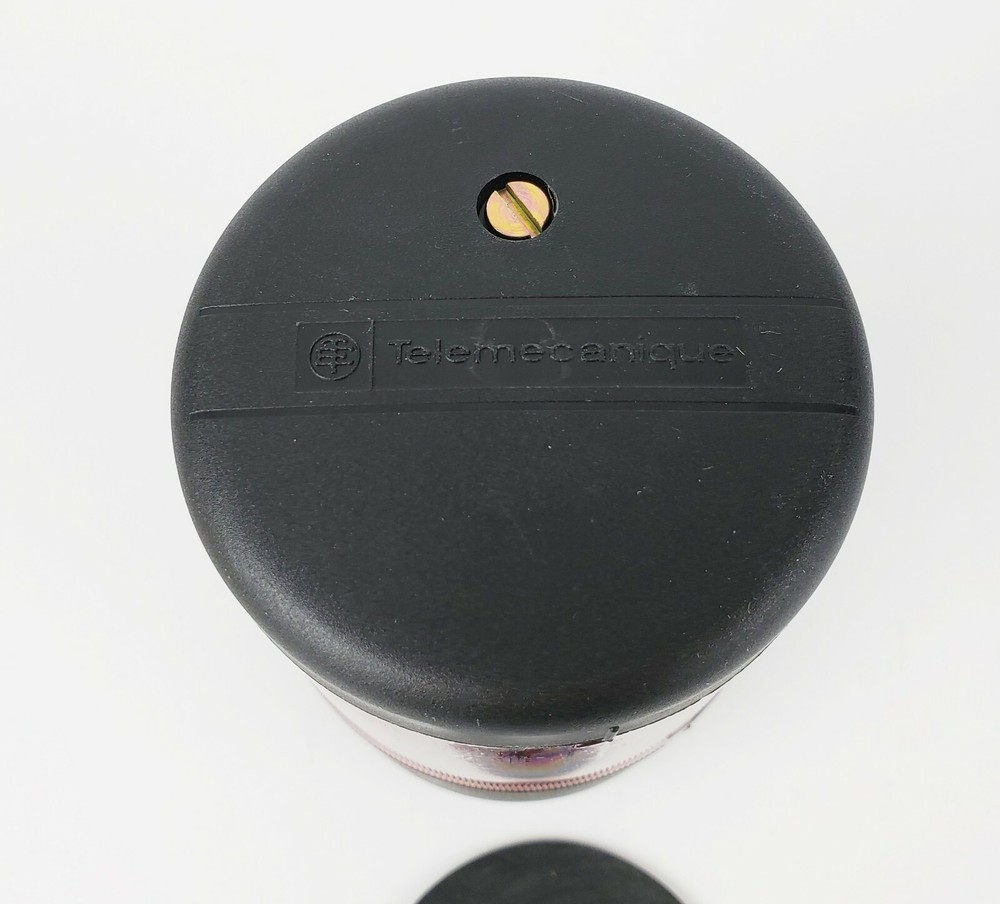 TELEMECANIQUE XVA-L341 INDICATOR LIGHT, NEW!