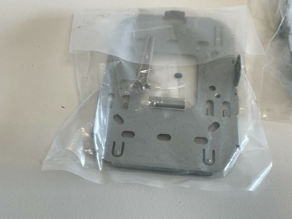 Cisco access point plate 74-12625-01 (14 plates)