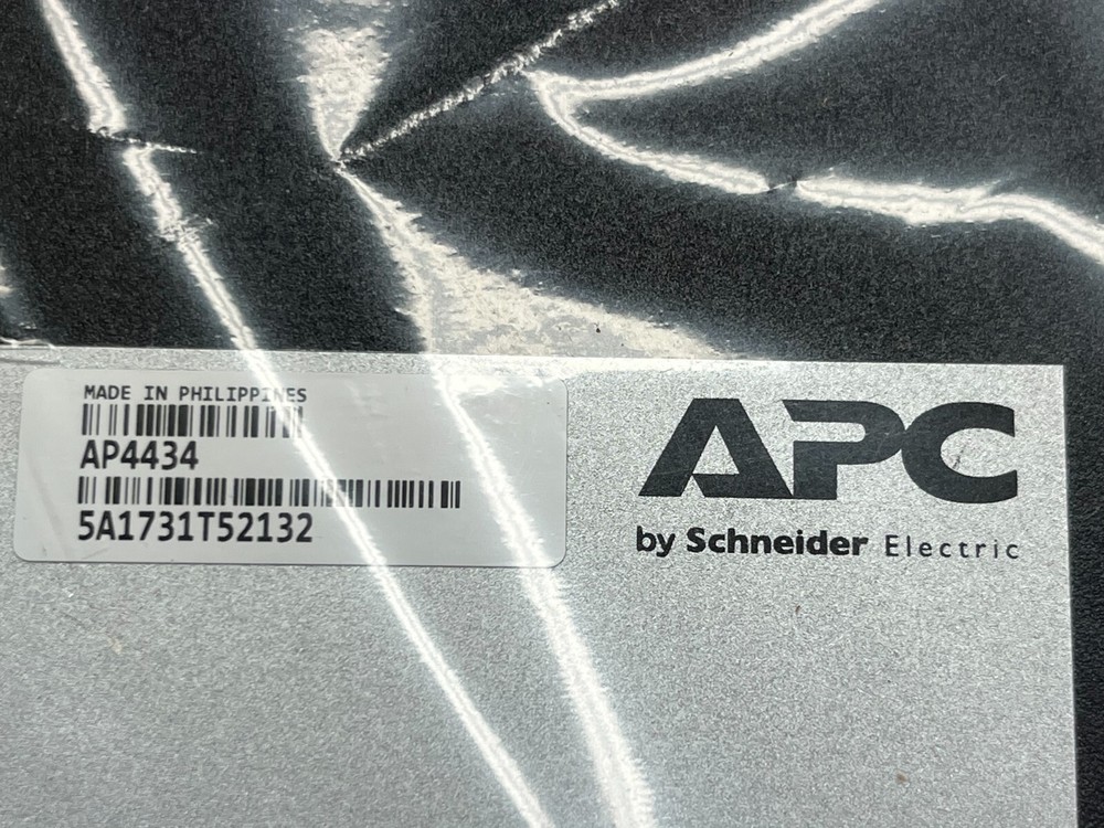 APC AP4434 Rack ATS 208V Automatic Transfer Switch Rack