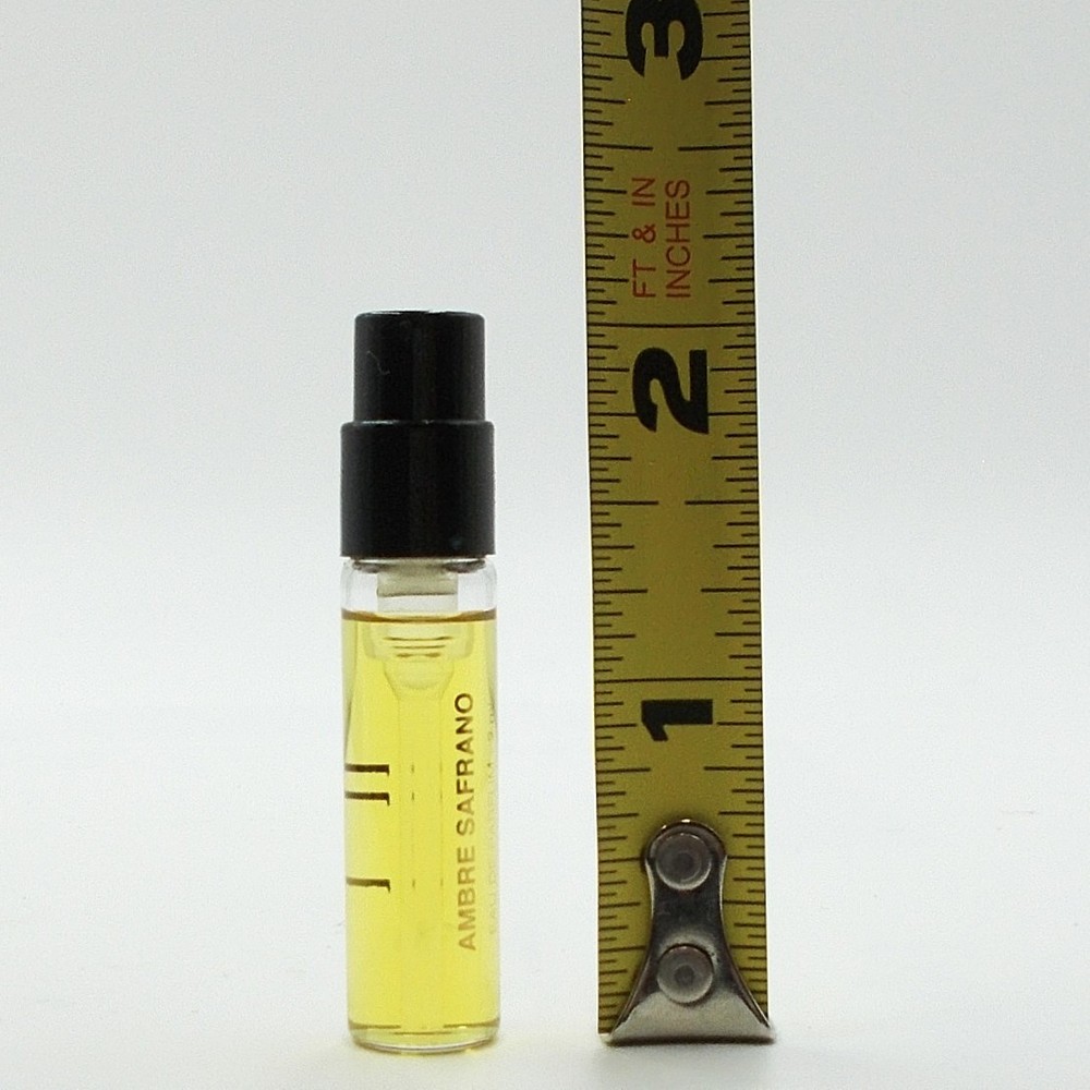 Individual BDK Parfums Boxed Sample 2 ml eau de parfum or extrait, use menu