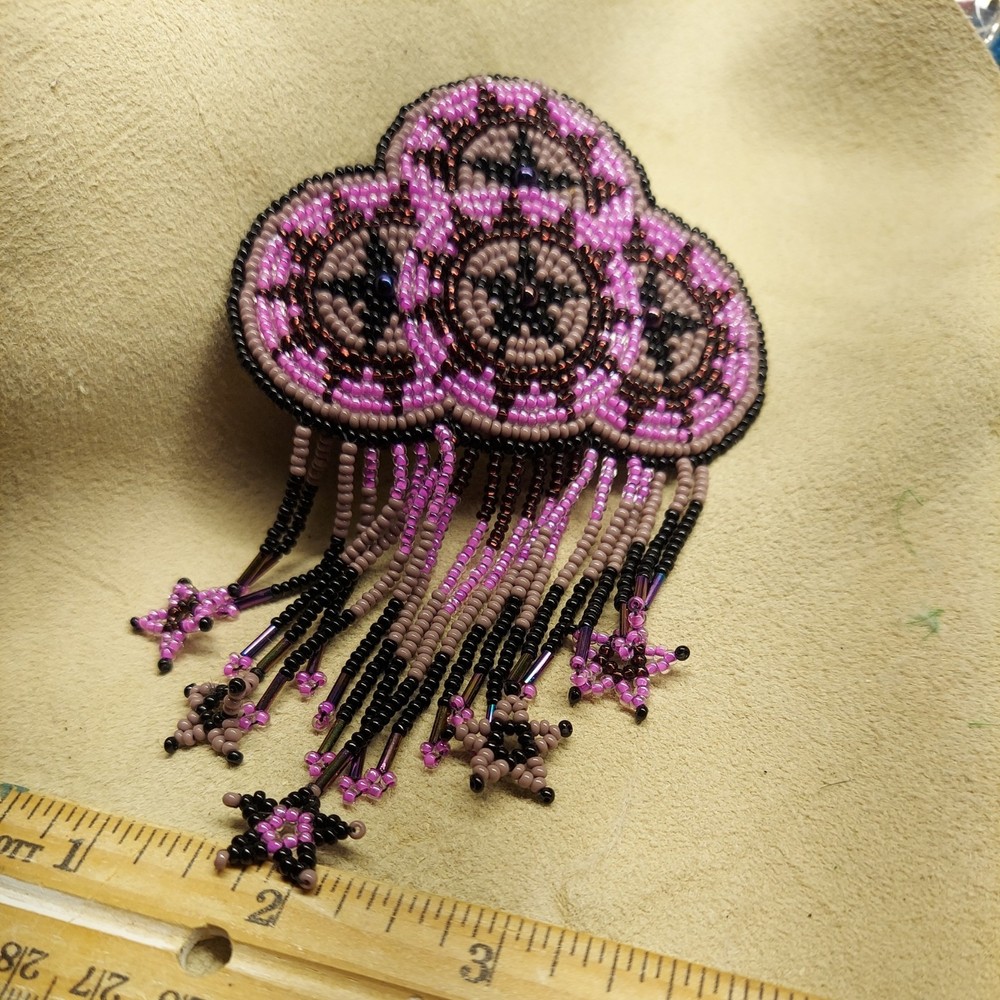 Beaded Star Circle Pattern Black iridescent pink