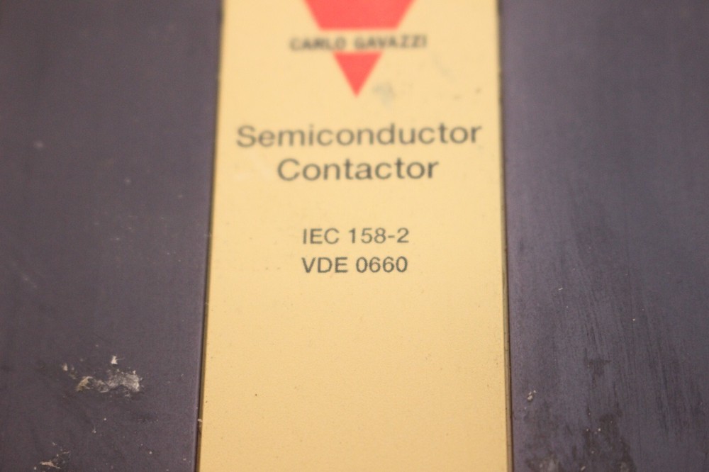 Carlo Gavazzi RN2A23D50 Solid State Relay Semiconductor Contactor