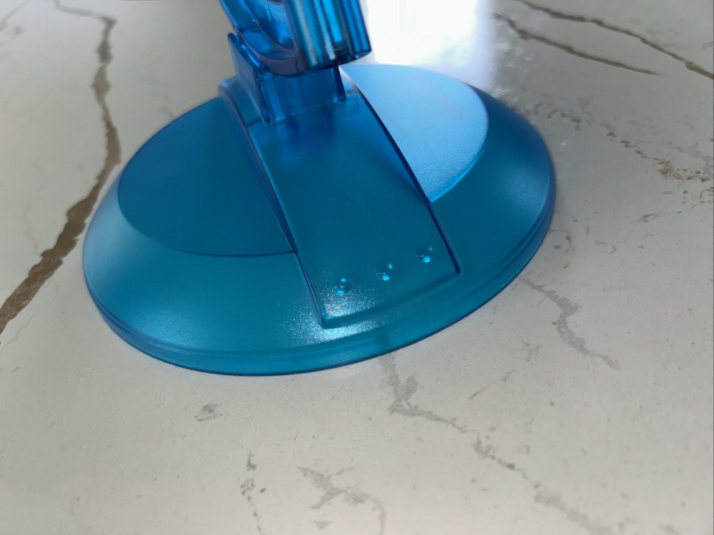 GLOBEMASTER 12 Inch Diameter Textured Globe Blue Stand