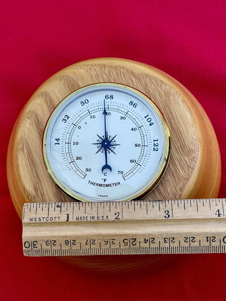 VTG Round Wooden Wall Thermometer