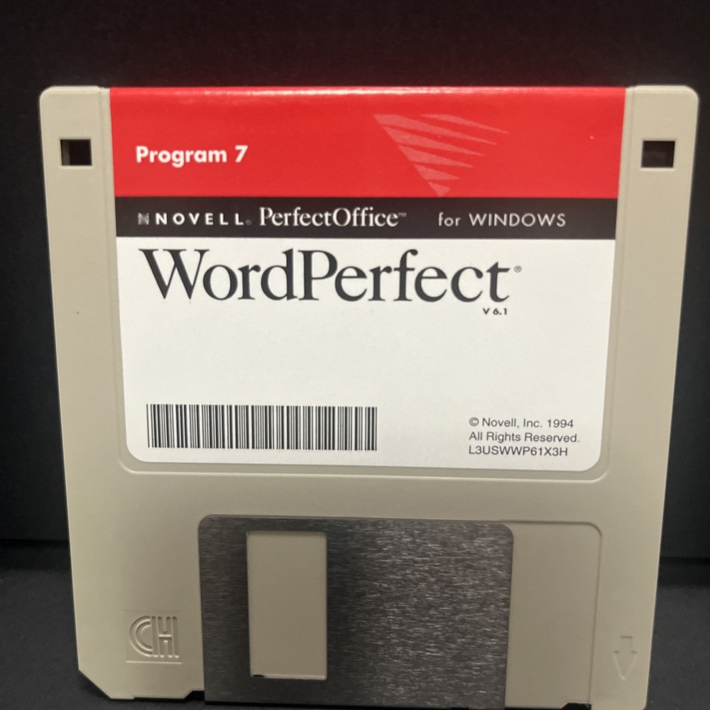 Vintage Novell WordPerfect for Windows Computer Program (10)3.5" Diskettes 1994