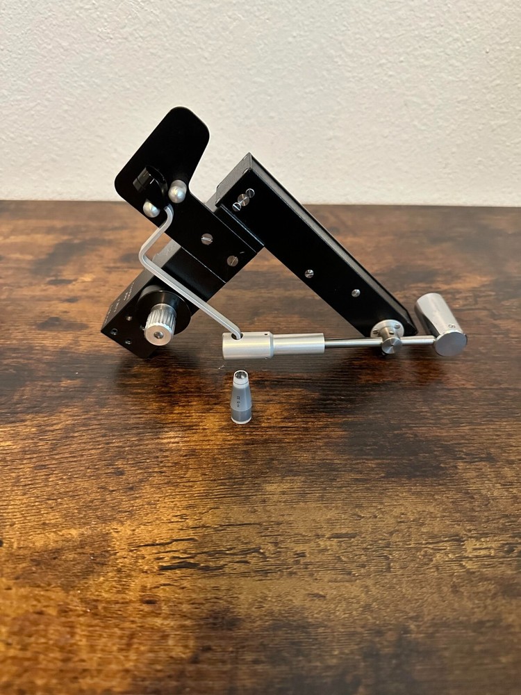 Haag Streit Model 870 Applanation Tonometer