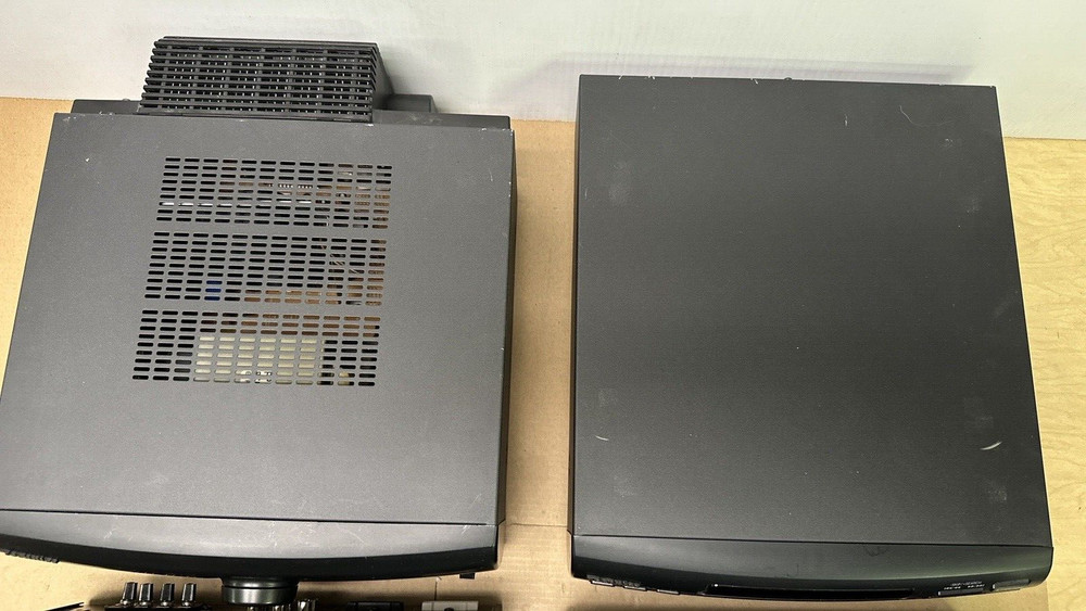 Technics SE-CH505 Component System Tuner Amp CD Changer Works with issues READ