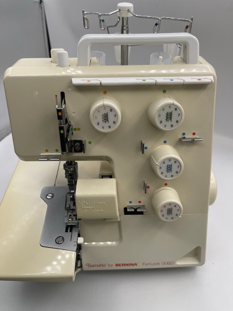 Bernette by Berninia Funlock 006D Sewing Machine, Accessories /Tested & Working
