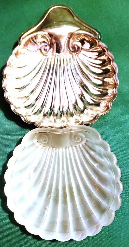 Vintage 5" Silver Plated Scallop Shell Dish England