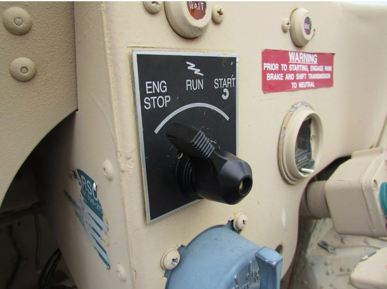 Keyed Ignition Switch - Black- Military OEM Style Fits All Humvees