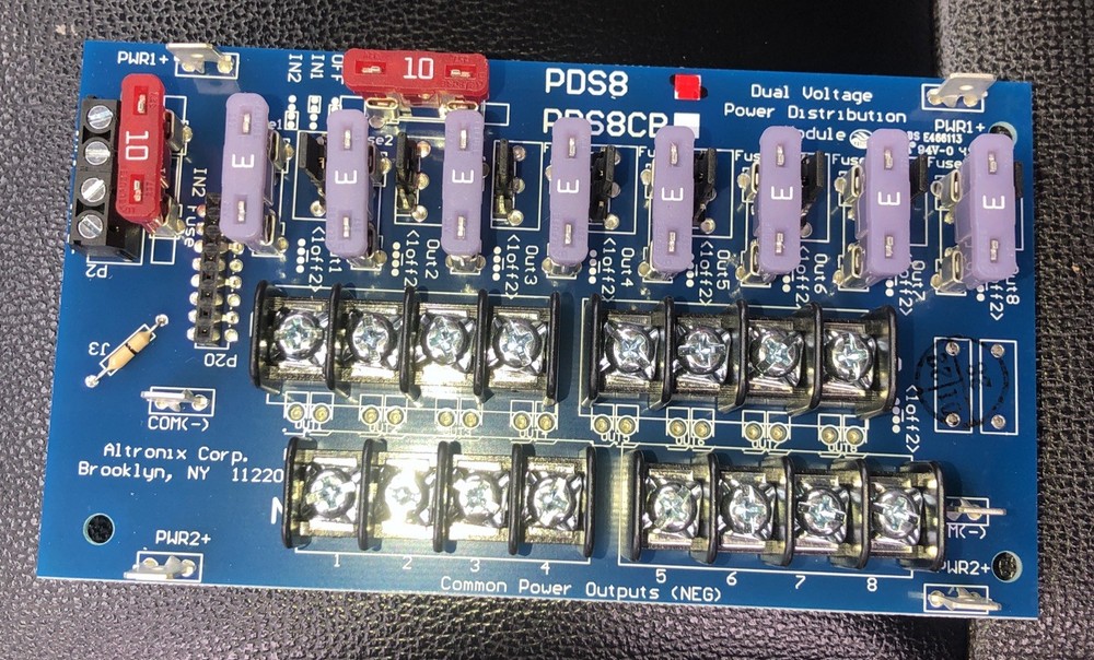 Altronix PDS8 Power Distribution Module New