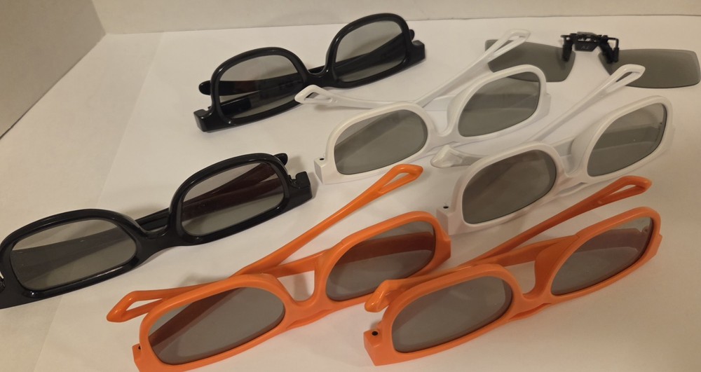 3D TV Glasses (7 Pairs)