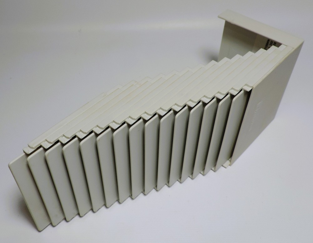 FELLOWS 95350 Step Cube 3 1/2" Diskette File