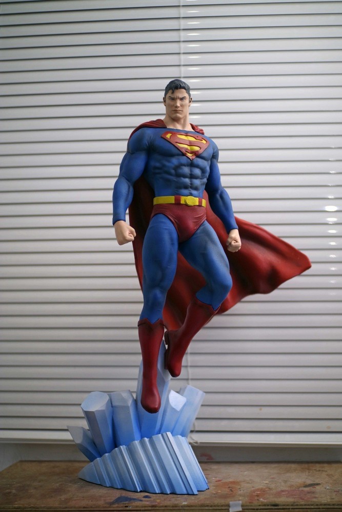 DC Universe Superman Statue 1ft tall