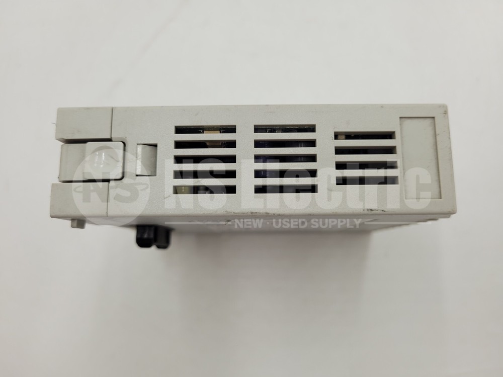 Yamatake / DMC10S2TV0400 / Regulator