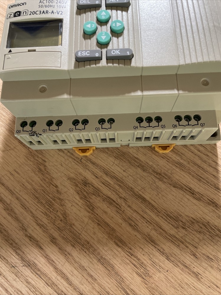 OMRON ZEN-20C3AR-A-V2 Programmable Relay,100-240VAC