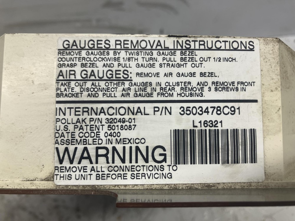 International 9200 GAUGE Dash Panel - Used